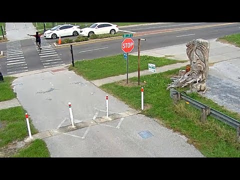 St. Pete bicyclist gets hit by car in bike crossing lane